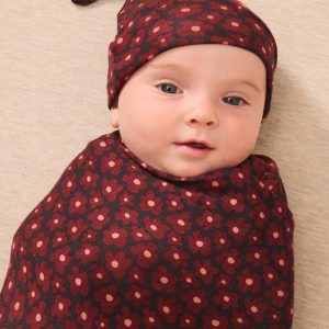 Midnight Daisy Swaddle + Hat Set