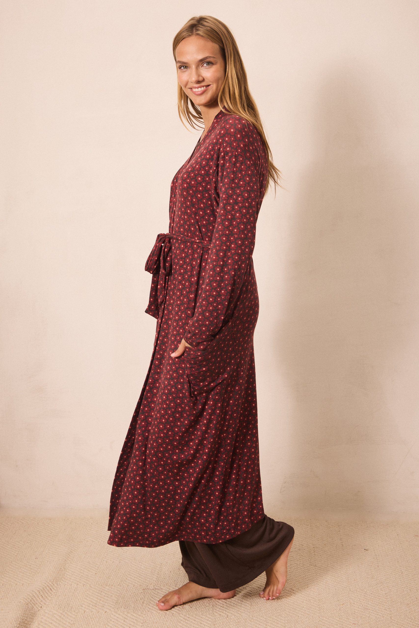 Midnight Daisy Robe - Image 3