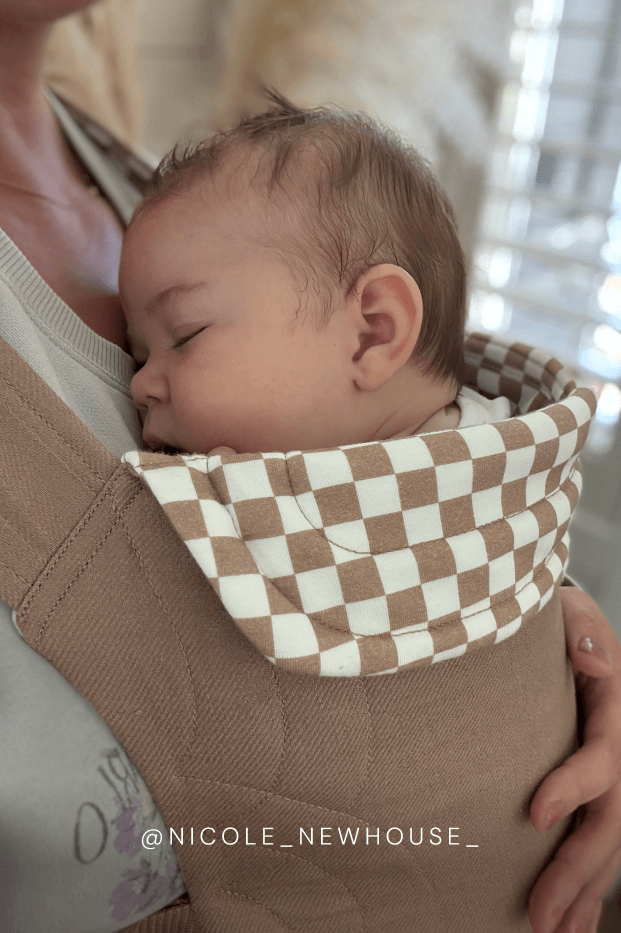 Almondine Chequer Soft Buckle Carrier - Image 8