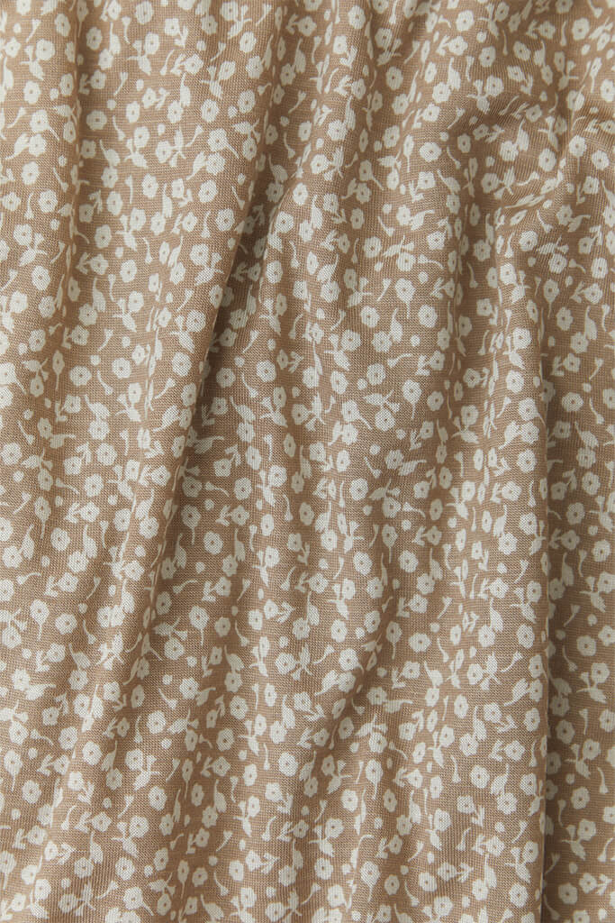 Cream Floral Nursing Cover - Image 7