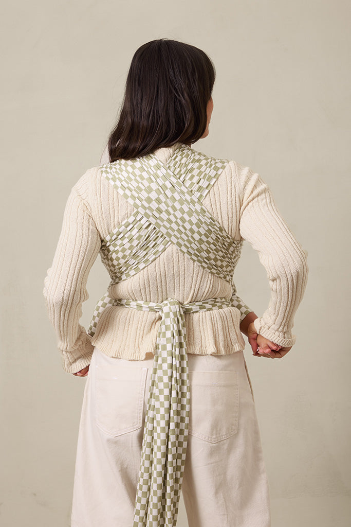 Sage Chequer Wrap - Image 3